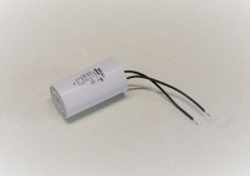 Rozbehový kondenzátor 14 uF/450 V pre motory posuvných brán