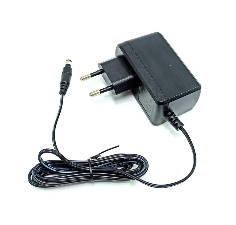 Spínaný zdroj 230V 12V  1,5A  18W