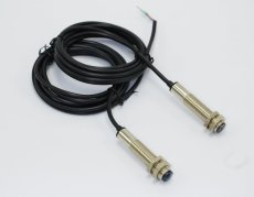 Bezpečnostní závora s laserovým paprskem